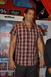 Great 'Khali' launch Trading Card Game