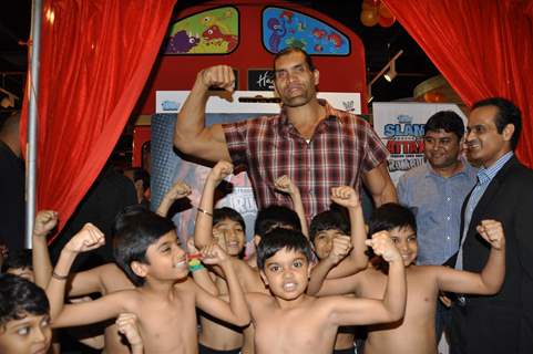 Great 'Khali' launch Trading Card Game