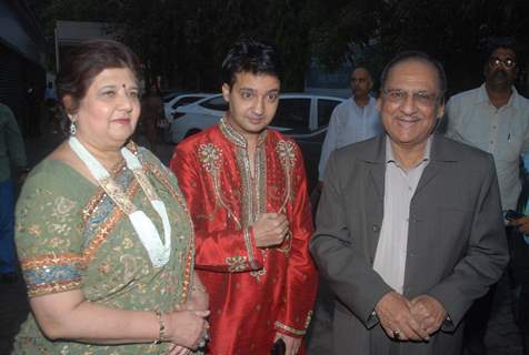 Gazal singer Ghulam Ali launches Manju Narain's album