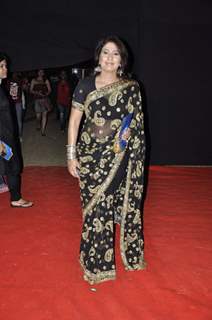 Seema Pandey at Zee Rishtey Awards at Andheri Sports Complex