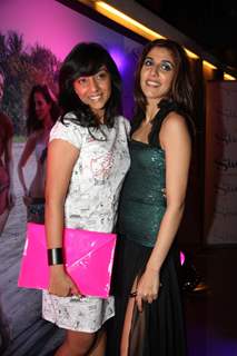 Shweta Salve at designer Simone Khambatta's new collection launch in Mumbai