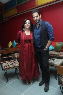 Sudhanshu Pandey and Mona Wedding Anniversary bash at Bistro Grill in Mumbai