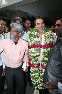 Fans Celebrate Dharmendra's Birthday