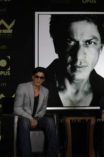 Shah Rukh Khan unviels srkopus.com and his special signing of Copy Number 1 signature at Hotel Trident in BKC, Mumbai