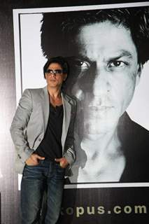 Shah Rukh Khan unviels srkopus.com and his special signing of Copy Number 1 signature at Hotel Trident in BKC, Mumbai