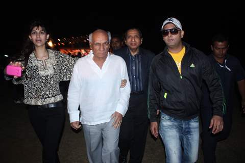 Yash Raj Chopra & Prashant Shirsat at 'Spinnathon 2011' at Mumbai