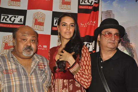 Saurabh Shukla with Vinay and Neha promote their film 'Pappu Can't Dance Saala' at Libas showroom