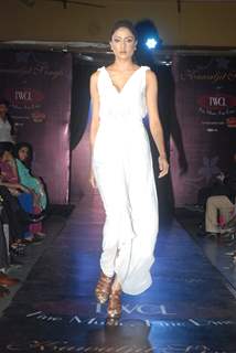 Celebs on the ramp for Kawaljeet at The Wedding Cafe in Andheri. .