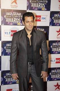 Salman Khan at the Big Star Entertainment Awards