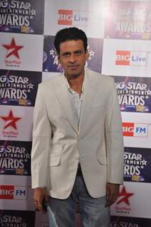 Manoj Bajpai at Big Star Entertainment Awards at Bhavans Ground in Andheri, Mumbai