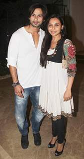 Shahid Kapoor and  Rani Mukherjee at Farah Khan's House Warming Party