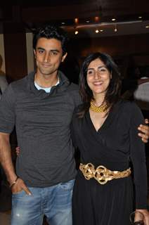 Kunal Kapoor at Art Exhibition at hotel JW Marriott in Mumbai