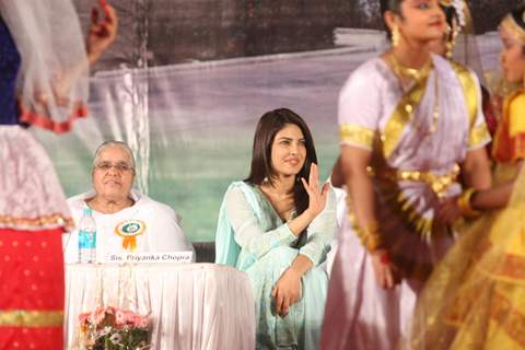 Priyanka Chopra with children during the Brahma Kumaris Conclude Megha Platinum Jubilee Celebrations