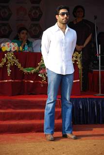 Abhishek Bachchan Visits Alma Mater On Sports Day