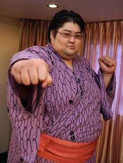 Japanese Sumo Wrestling Champion Yamamotoyama leaving for BIGG BOSS Season 5 house from his Hotel in Juhu, Mumbai