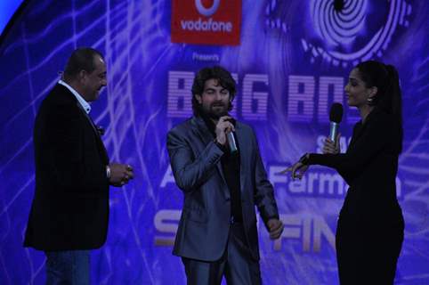 Sonam Kapoor, Neil Nitin Mukesh and Sanjay Dutt on the sets of Bigg Boss Season 5