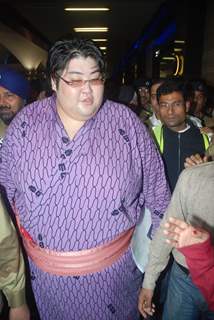 Sumo wrestler Yamamotayama at airport before entering Big Boss house.  .