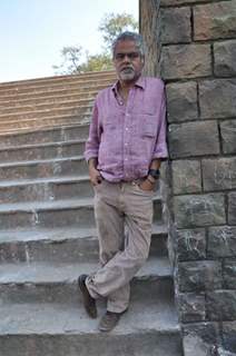 Sanjay Mishra on the set of &quot;Pranam Walekum&quot; in Mumbai