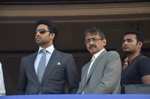 Abhishek Bachchan at Mid-Day Race in RWITC, Mahalaxmi