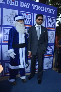 Abhishek Bachchan at Mid-Day Race in RWITC, Mahalaxmi