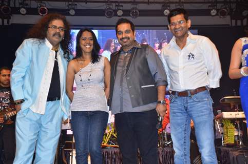 Shankar Mahadevan, Hariharan and Mahalakshmi Iyer performing live ‘King in Concert’ in Mumbai