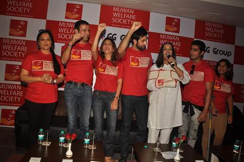 Ranbir, Prateik, Shabana, Rohit Roy, Tanvi and Perizaad at Mijwan Welfare Society press conference