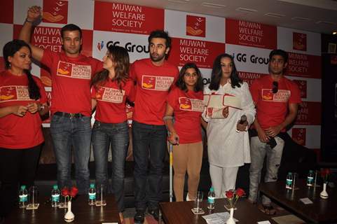 Ranbir, Prateik, Shabana, Rohit Roy, Tanvi and Perizaad at Mijwan Welfare Society press conference
