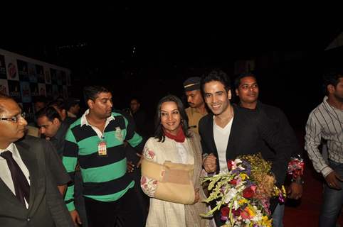 Shabana Azmi and Tusshar Kapoor at Police event Umang-2012