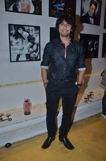 Sonu Niigam grace Dabboo Ratnani Calendar launch