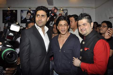 Abhishek, Shah Rukh Khan and Dabboo at Dabboo Ratnani calendar launch