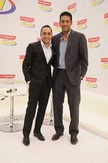 Rahul Bose and Mahesh Bhupati pose as part of the Colgate total campaigning for &quot;Healthy Mouth&quot;