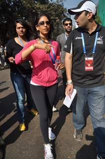 Priya Marwah attends Standard Chartered Mumbai Marathon 2012 in Mumbai