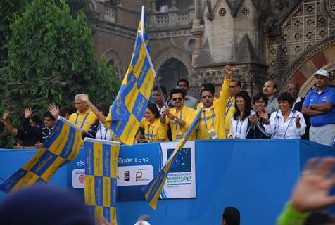 Anil Kapoor at Standard Chartered Mumbai Marathon 2012 in Mumbai