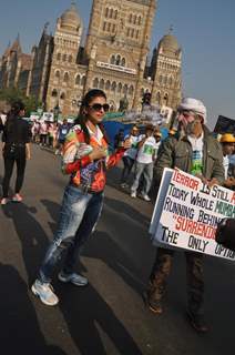 Aarti Chhabria at Standard Chartered Mumbai Marathon 2012 in Mumbai