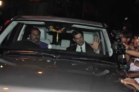 Hrithik Roshan at Parmeshwar Godrej's party for Hollywood talk show host Oprah Winfrey in Mumbai