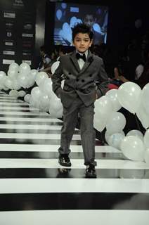 Kid walks for Rocky S at India Kids Fashion Week day 1 in Mumbai