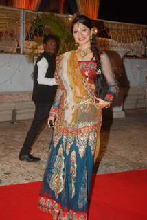 Akruti grace Deepshikha Nagpal and Kaishav Arora wedding reception in Mumbai