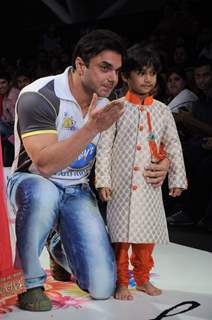 Sohail Khan as the show stopper on Day 3 at India Kids Fashion Show