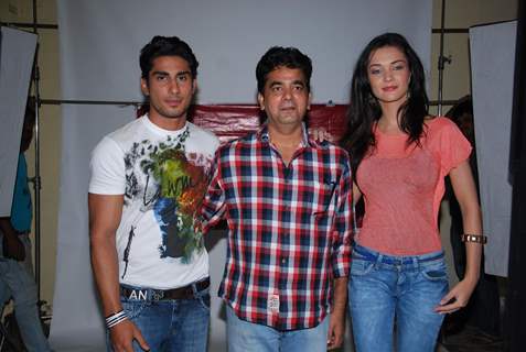 Lawman Page 3 style partner Phoot Shoot with Pratiek Babbar and Amy Jackson for film &quot;Ek Tha Deewana