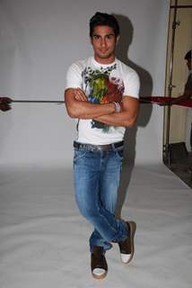 Prateik Babbar during the photo shoot pose for upcoming film “EK Deewana Tha” at Mehboob studio