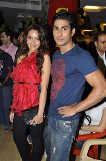 Prateik & Shazahn at Gold Gym 2012 calendar launch in Bandra, Mumbai