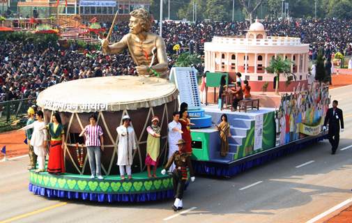 Election Commission's tableaux at the Republic Day Parade-2012, in New Delhi