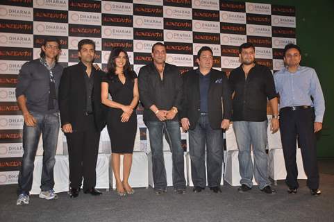 Hrithik, Karan Johar, Sanjay Dutt, Rishi Kapoor and Priyanka at Success party of movie 'Agneepath'