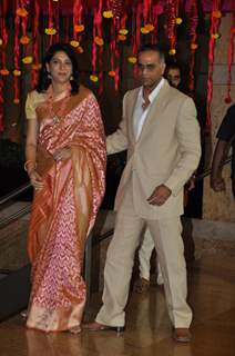 Priya Dutt grace Ritesh Deshmukh & Genelia Dsouza wedding bash in Mumbai