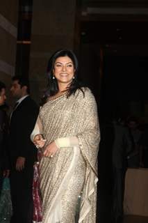 Sushmita Sen grace Ritesh Deshmukh & Genelia Dsouza wedding reception in Mumbai