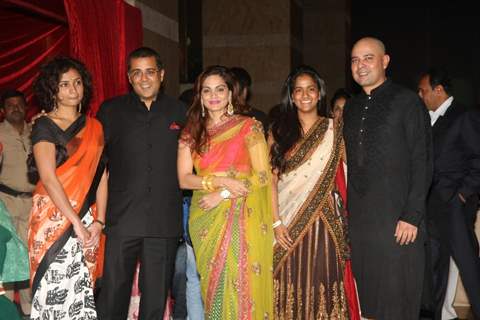 Chetan Bhagat grace Ritesh Deshmukh & Genelia Dsouza wedding reception in Mumbai