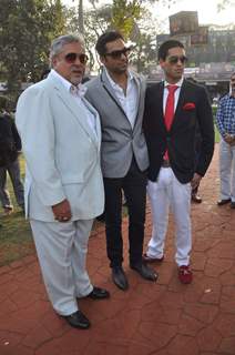 Vijay Mallya, Abhay Deol and Siddharth Mallya at Mcdowell Signature Derby day 1 in RWITC