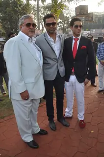 Vijay Mallya, Abhay Deol and Siddharth Mallya at Mcdowell Signature Derby day 1 in RWITC