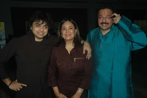 Jaspinder Narula at Jalsa concert in Nehru Centre on 7th Feb 2012. .