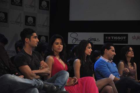 Malaika, Sameera & Prateik at Cotton Council of India's Lets Design 4 contest